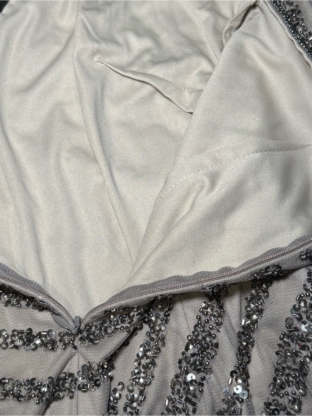 Adrianna Papell Taupe Sequin V-Neck Sheath Dress NWT - Wedding NYE Holiday Party - Picture 9 of 9